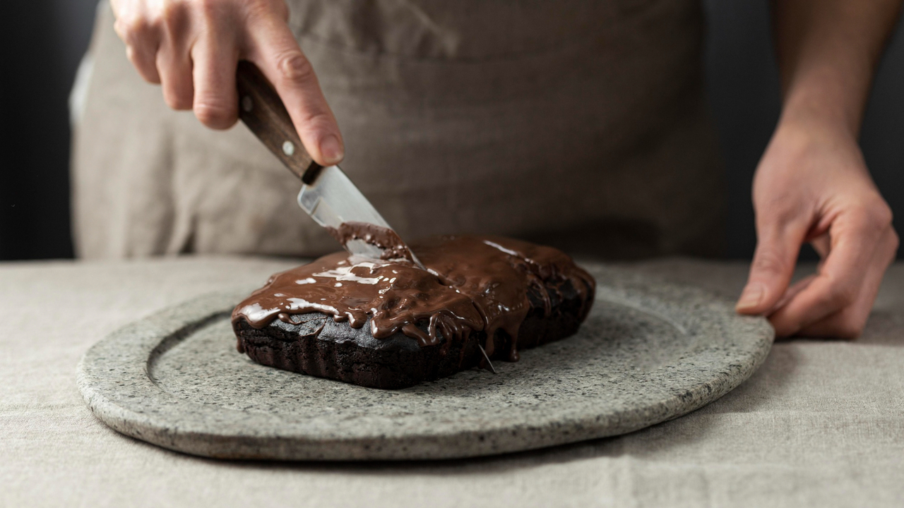 Bolo de Chocolate de Liquidificador com Ingredientes Simples