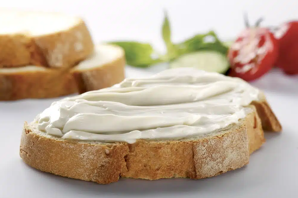 Receita Fácil de Requeijão Caseiro Cremoso Apenas 3 Ingredientes!