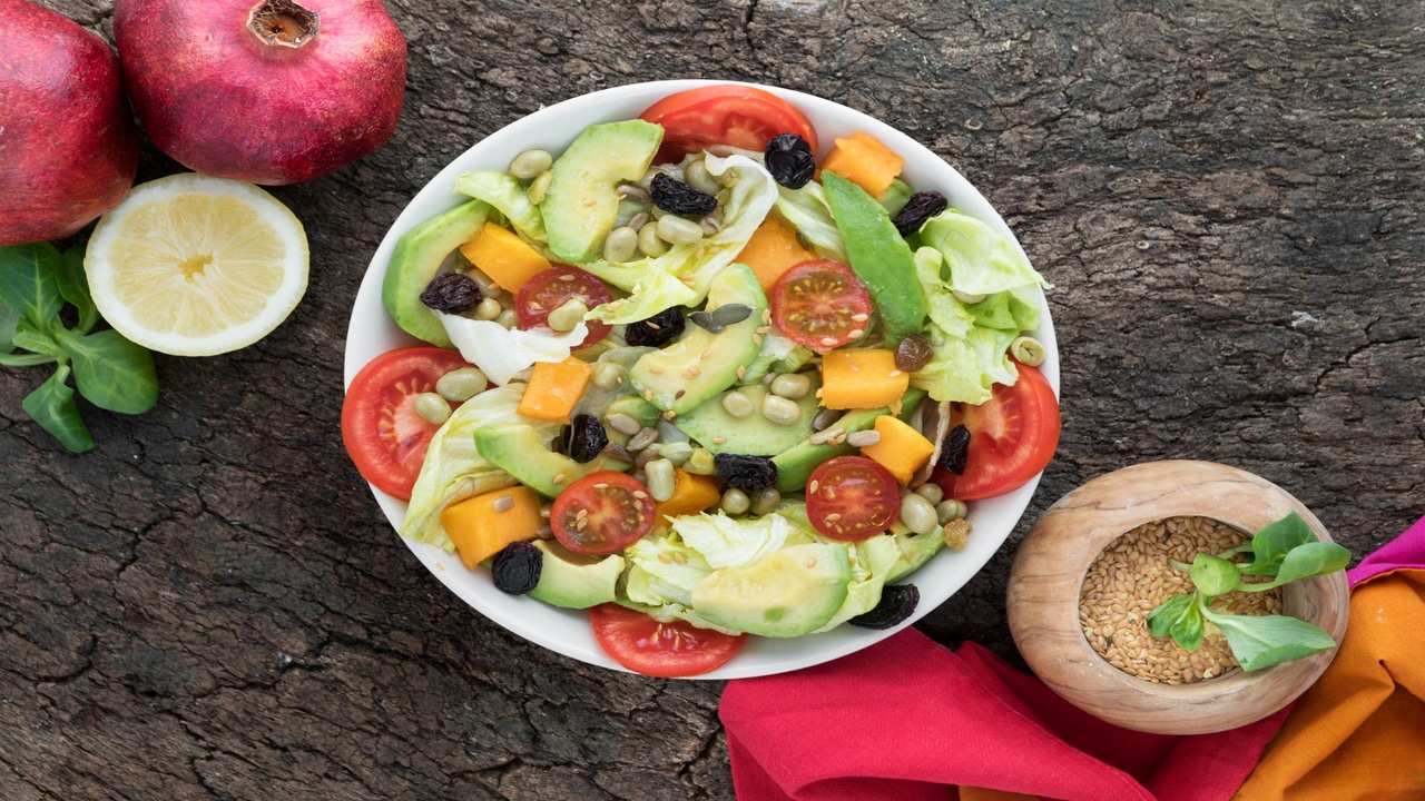 Salada Tropical com Repolho