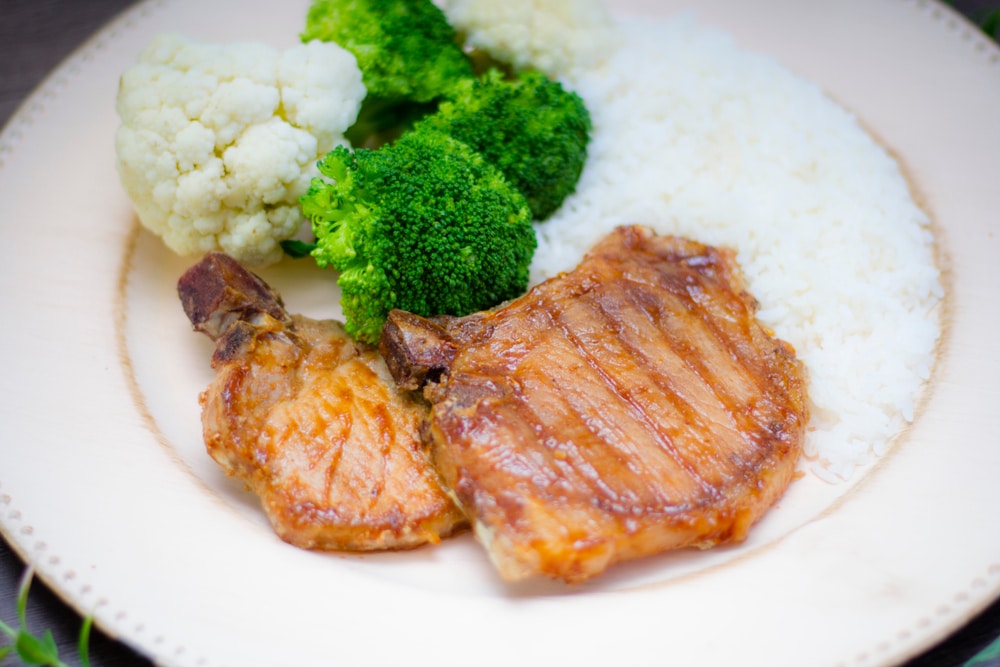 A Receita de uma panela Bisteca Suína Maravilhosa