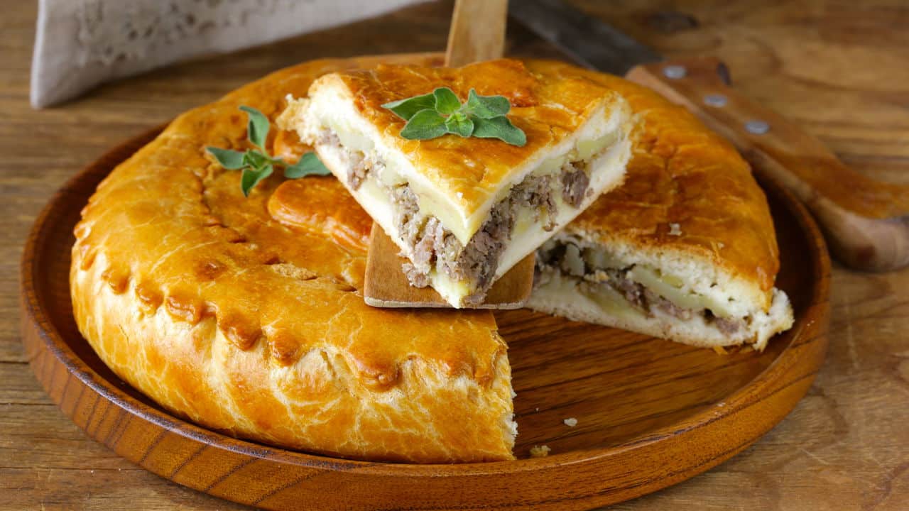 Torta de Liquidificador com Carne Moída