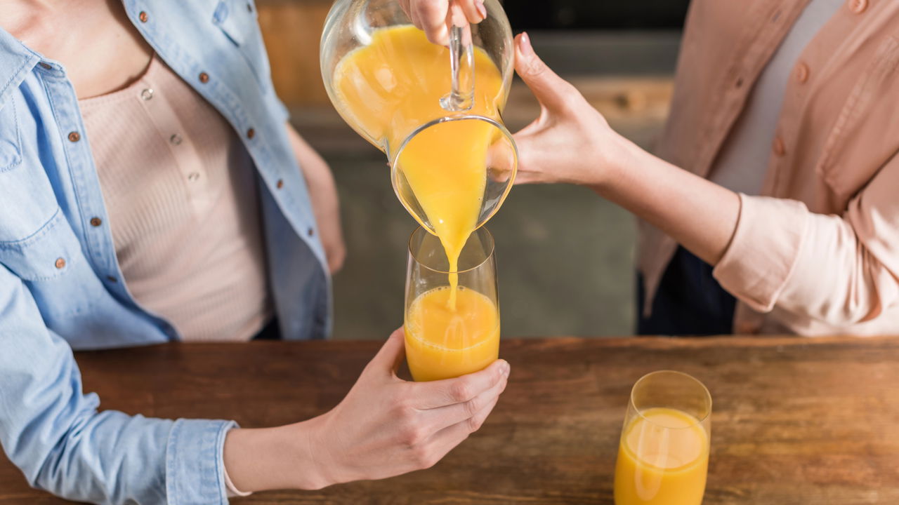 Suco de Laranja Caseiro com essa Receita Fácil, Saudável e Saborosa
