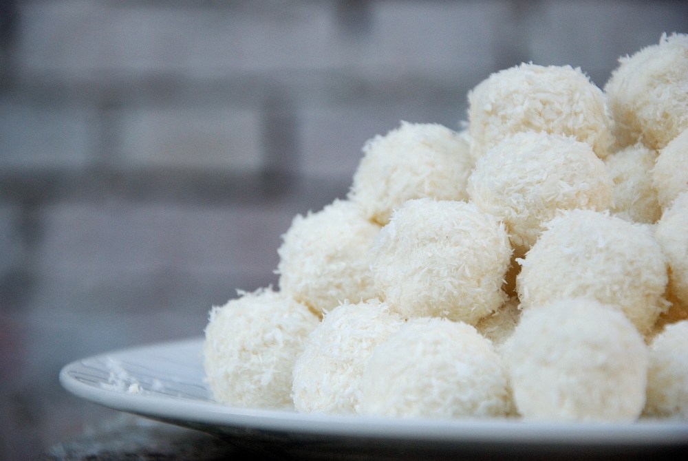 Como Fazer Doce de Coco os Famosos Beijinhos