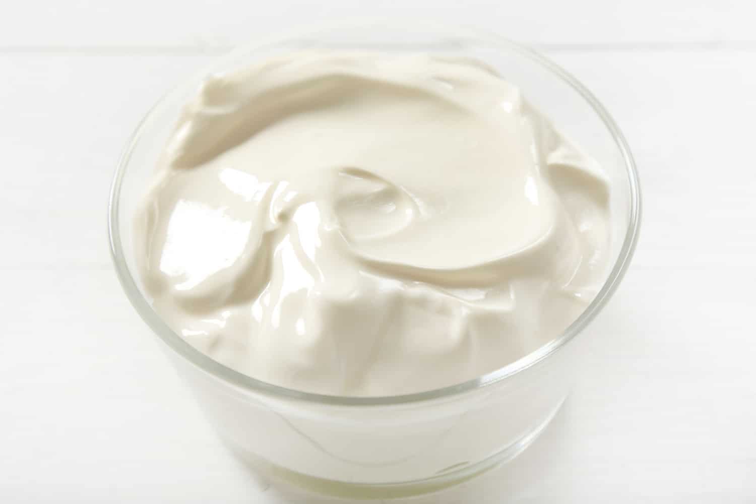 Essa receita de Cream Cheese Caseiro com Iogurte é muito deliciosa e rapidinha!