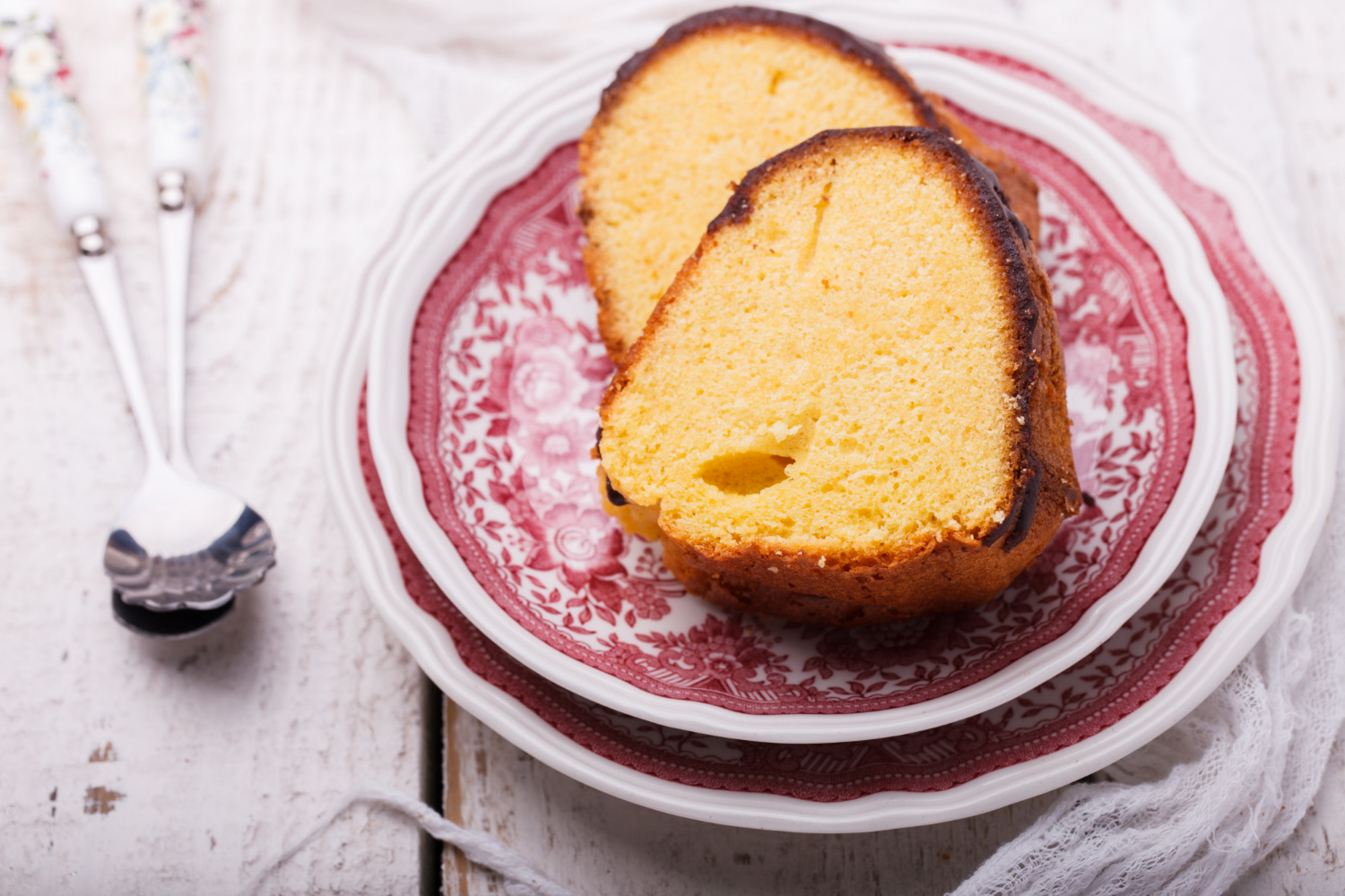 Receita Rápida de Bolo de Leite Condensado com Fofura e Sabor Garantidos!