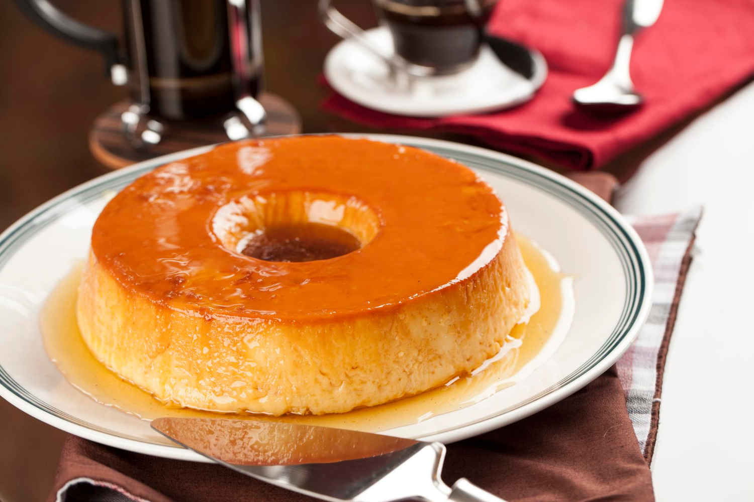 Pudim de Leite Tradicional com essa Receita Fácil e Rápida