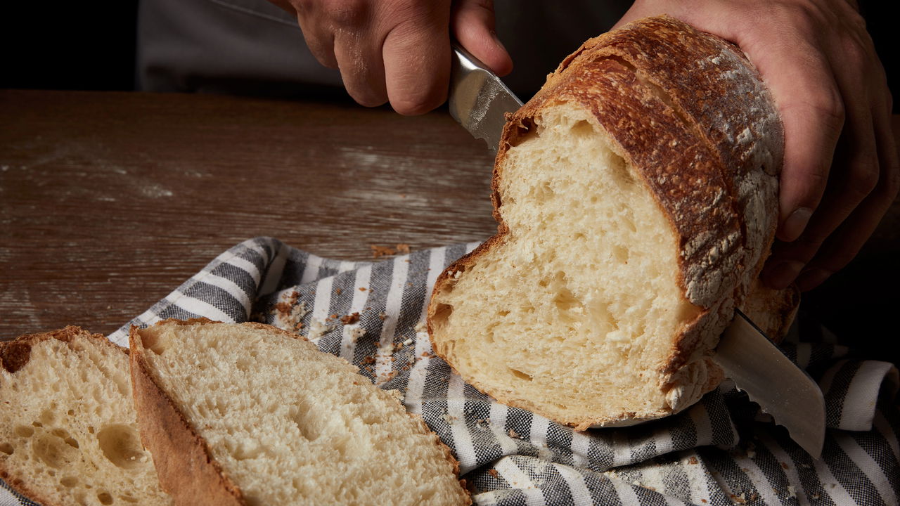 Como Fazer Pão Caseiro com poucos Ingredientes