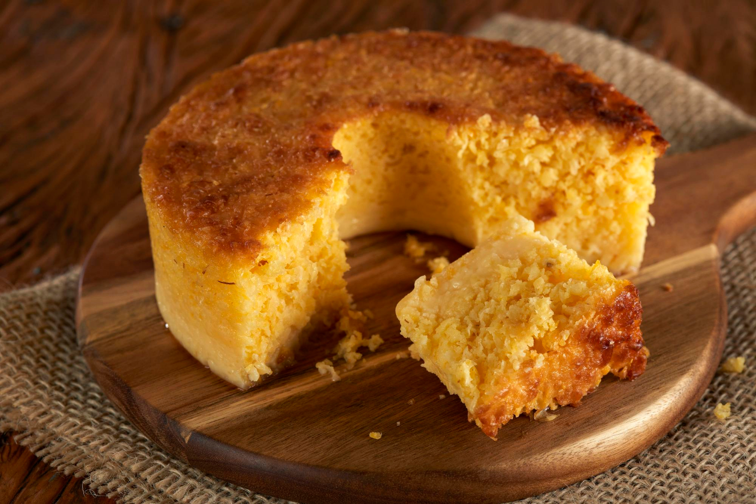 Aprenda a Fazer um Bolo de Milho Verde Cremoso!