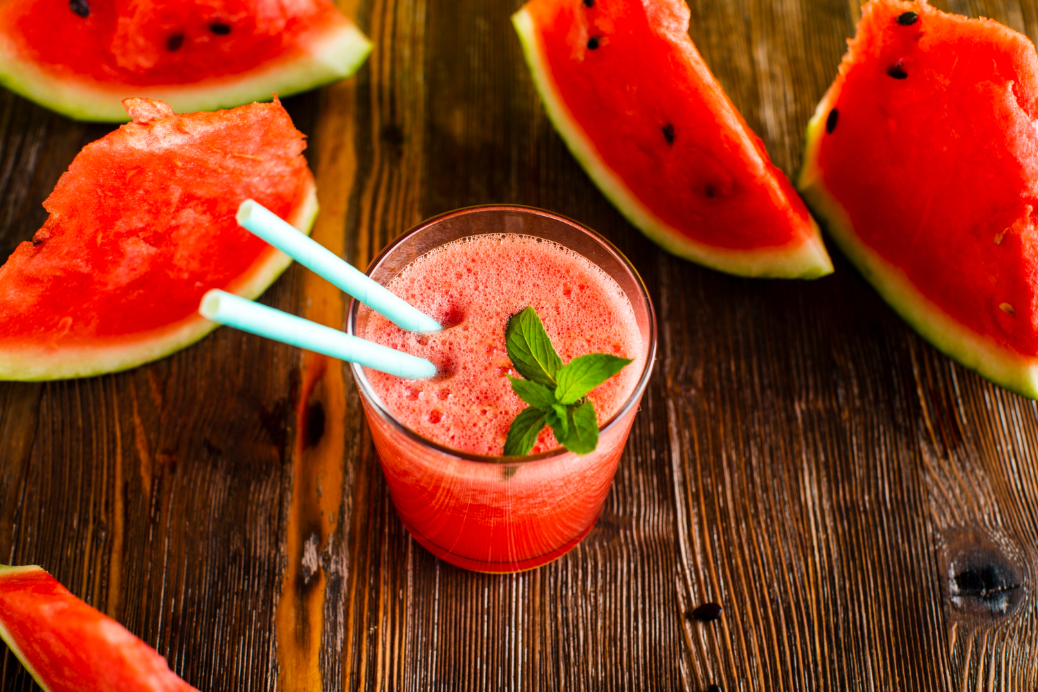 Como Fazer Suco de Melancia Natural em 10 Minutos
