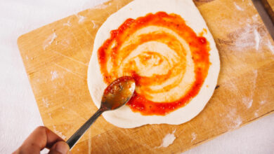 Massa de Pizza Sem Ovo Receita Fácil e Versátil Para Uma Pizza Caseira Perfeita