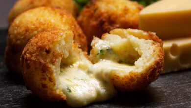 Bolinha de Queijo Receita Crocante Perfeita para Festas e Lanches