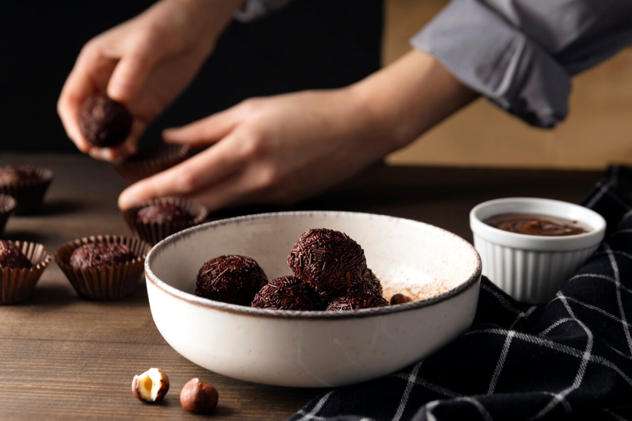 Brigadeiro de Microondas uma Sobremesa Rápida e Deliciosa