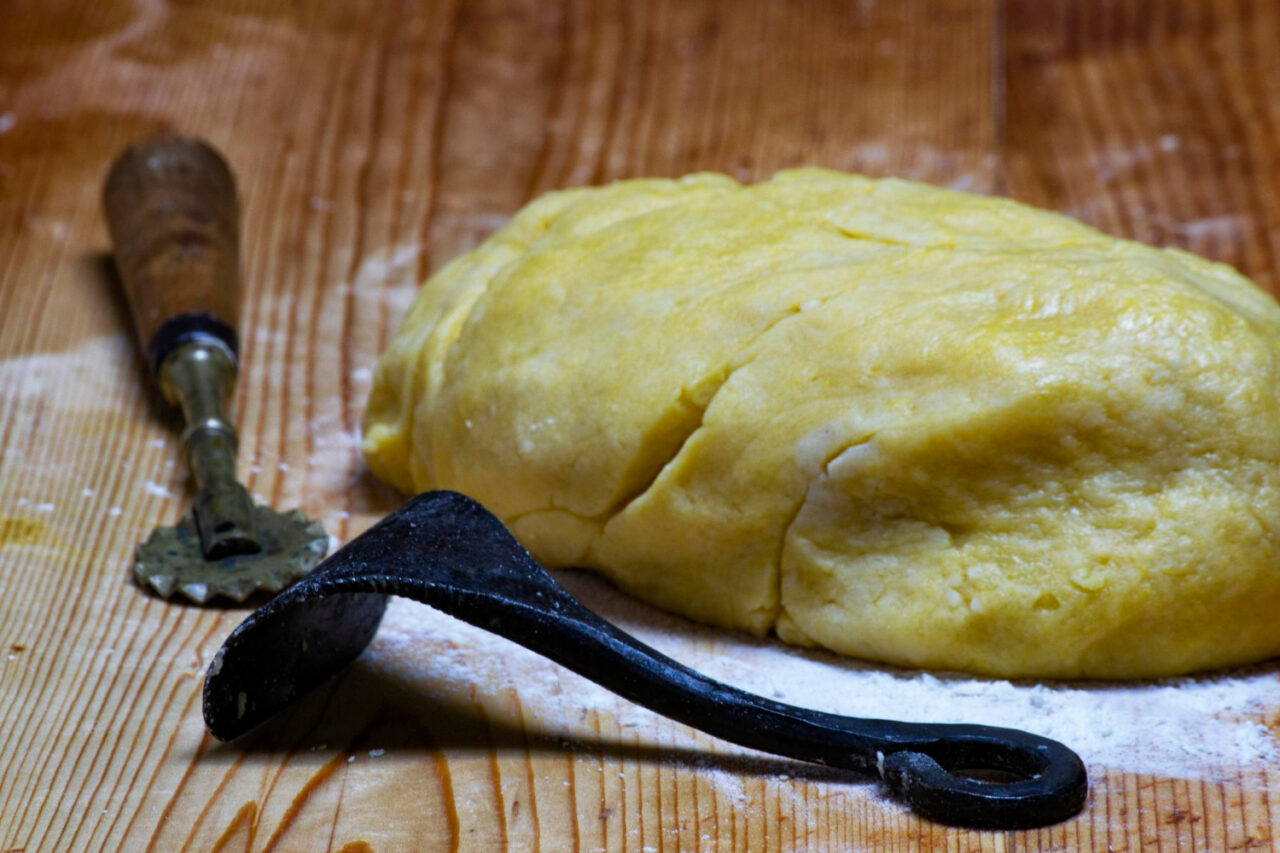Receita de Massa de Pastelão Tradicional e Fácil