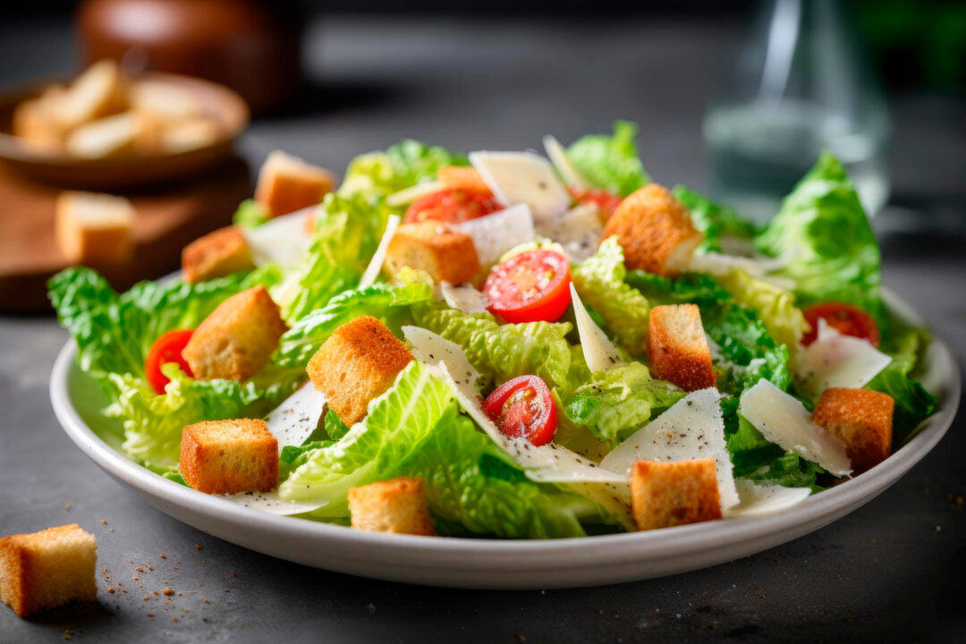 Como Fazer Salada Caesar com Frango em Apenas 30 Minutos