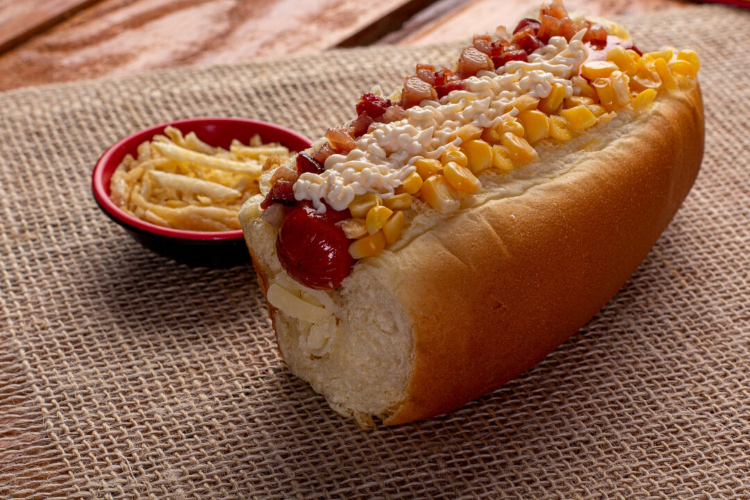 O Melhor Cachorro Quente com Ingredientes Simples!