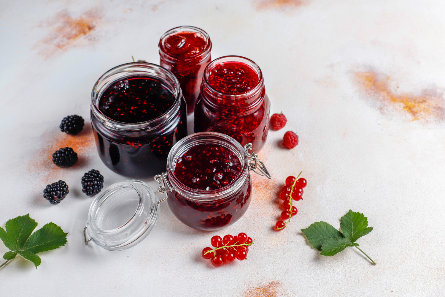 Receita de Geleia de Amora com Três Ingredientes