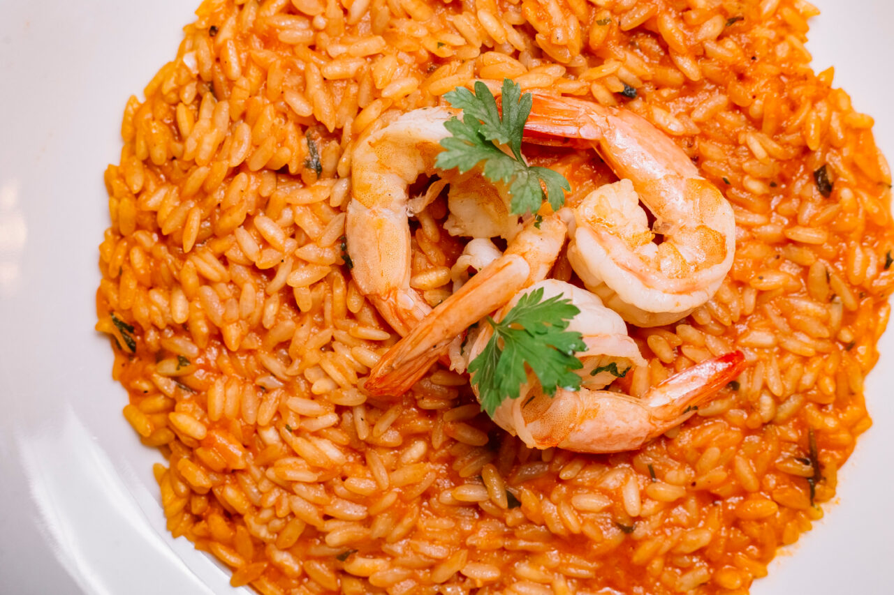 Risoto de Camarão uma Receita Sofisticada Cremosa e Muito Saborosa