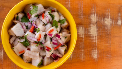Receita de Ceviche Tradicional Peruano Refrescante Para Surpreender em Qualquer Reunião