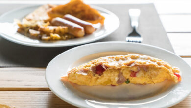 Omelete simples, leve e fofinha com sabor de comida feita na hora