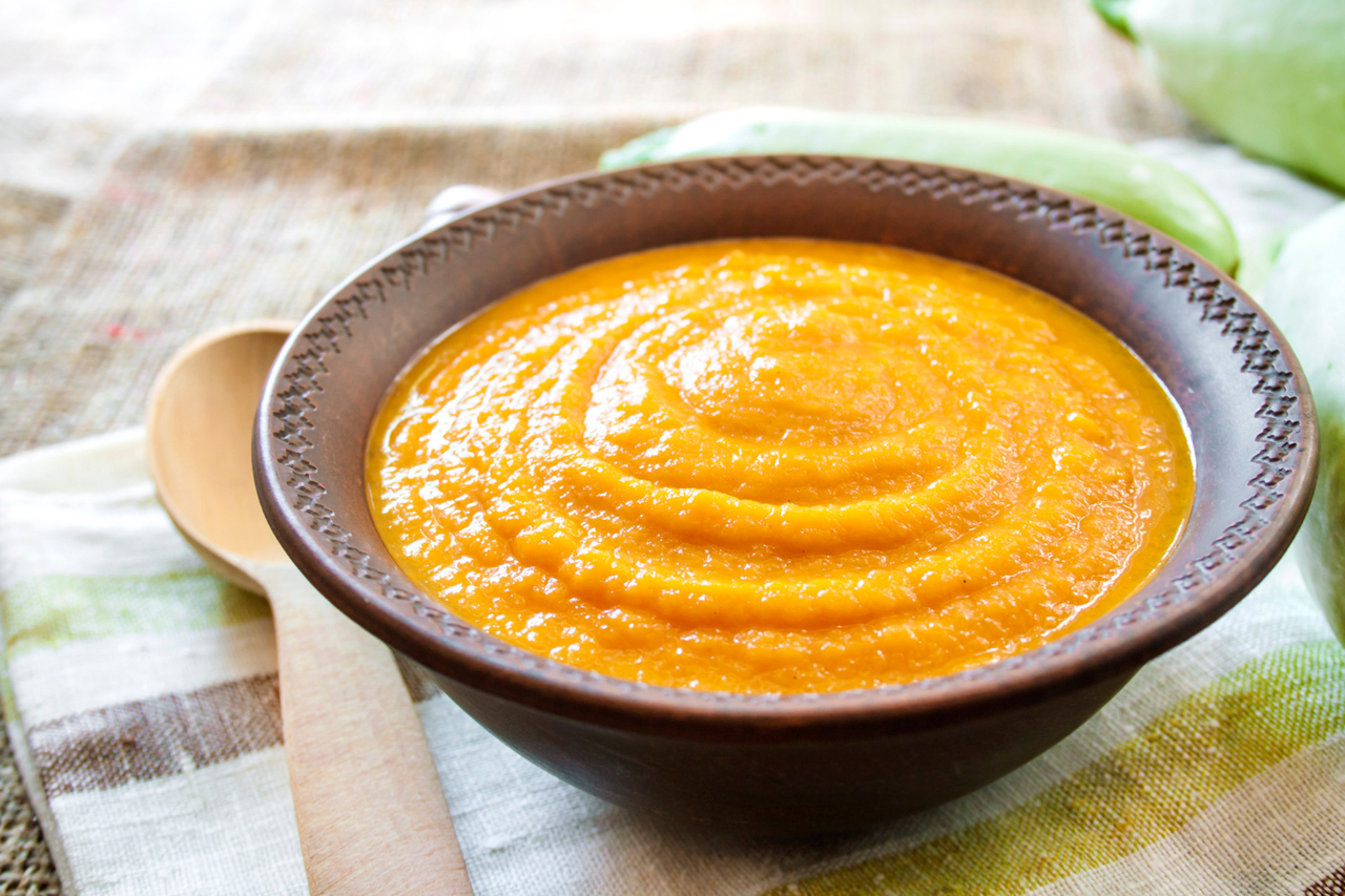 Purê de abóbora cremoso, nutritivo e cheio de sabor caseiro