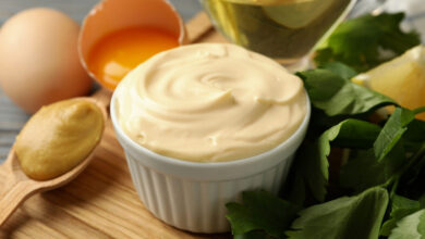 Maionese com Ovo Cozido Cremosa e Refrescante Para Acompanhar Seu Almoço
