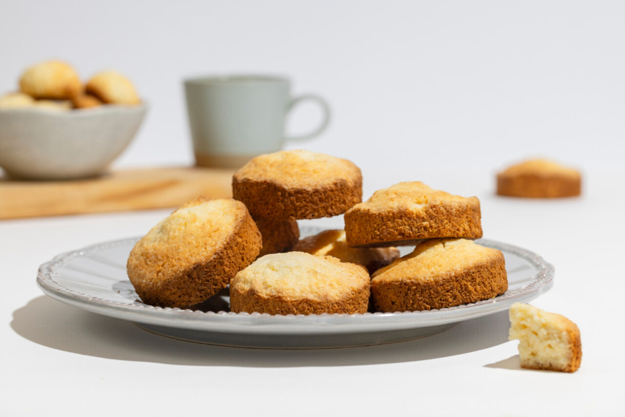 Bolinho de paçoca macio e com sabor irresistível de festa junina