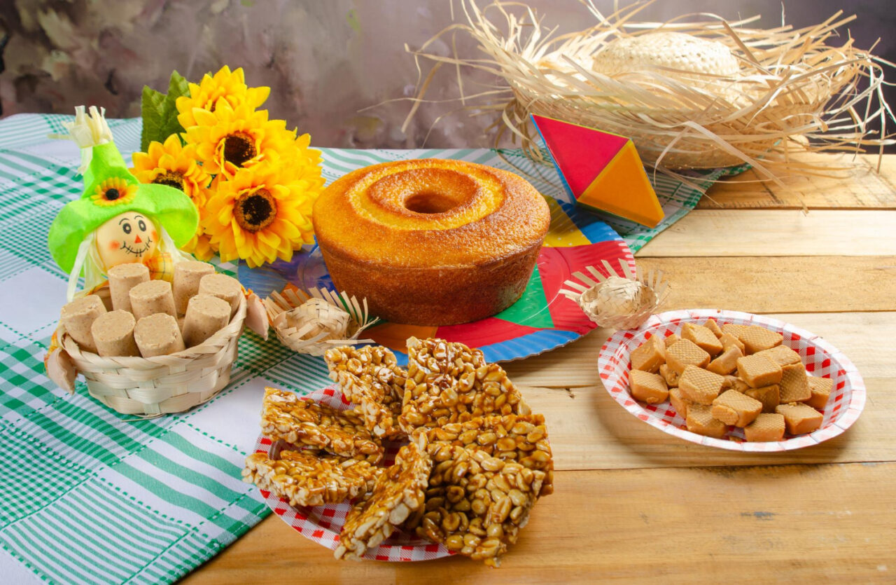 Doces da festa junina tradicionais, coloridos e com gostinho de infância no ar