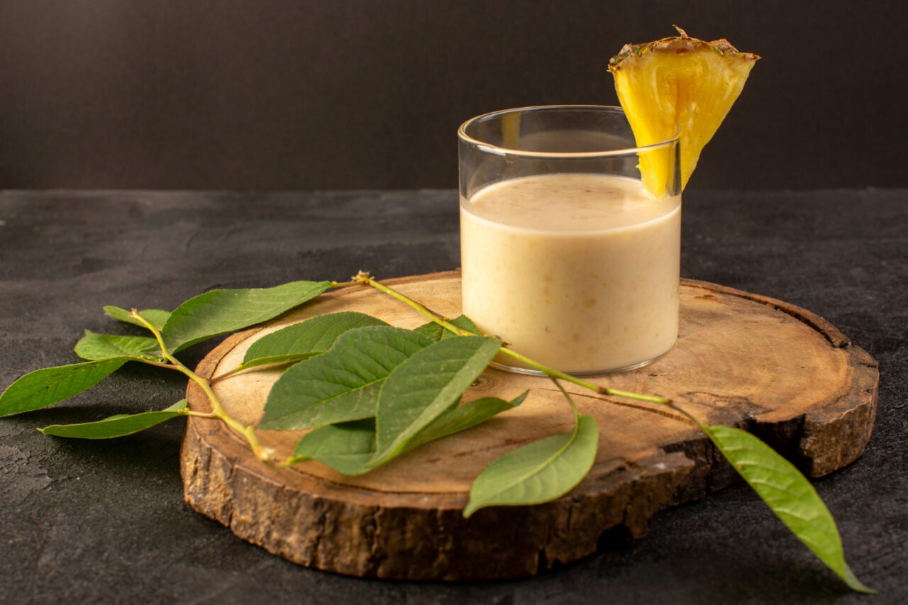 Suco de inhame cremoso e nutritivo que lembra receitas da roça