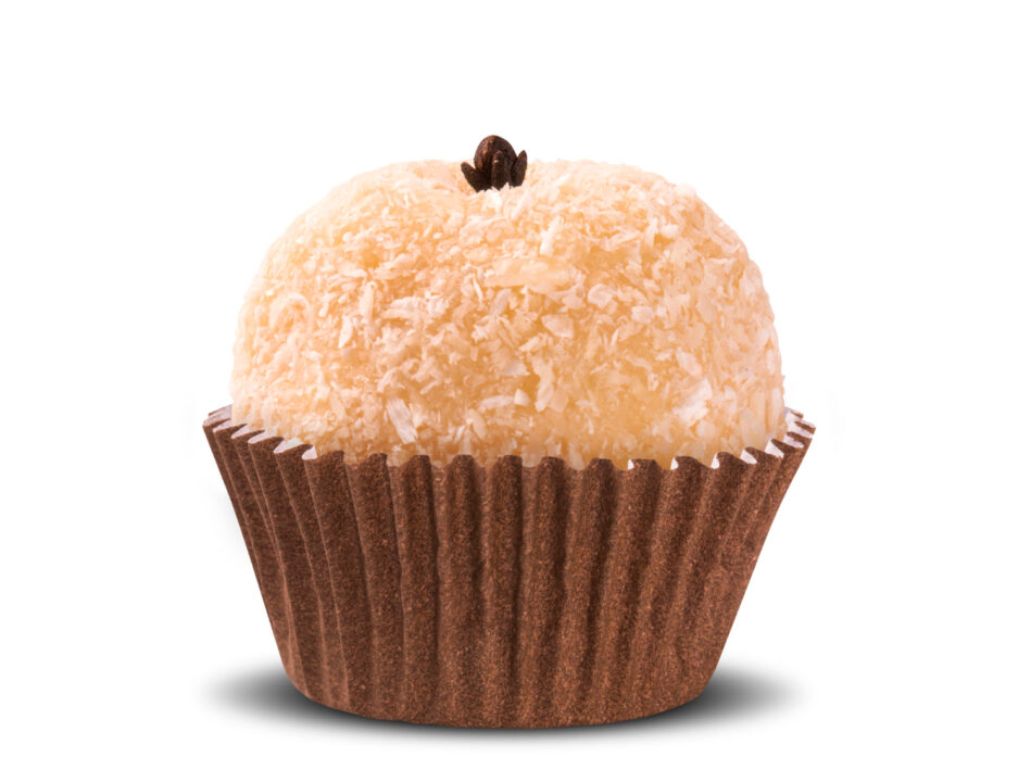 Brigadeiro de milho que surpreende pelo sabor e traz o gostinho do interior