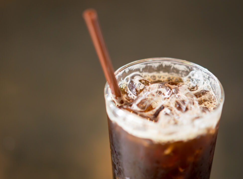 Café gelado cremoso e refrescante para os dias quentes