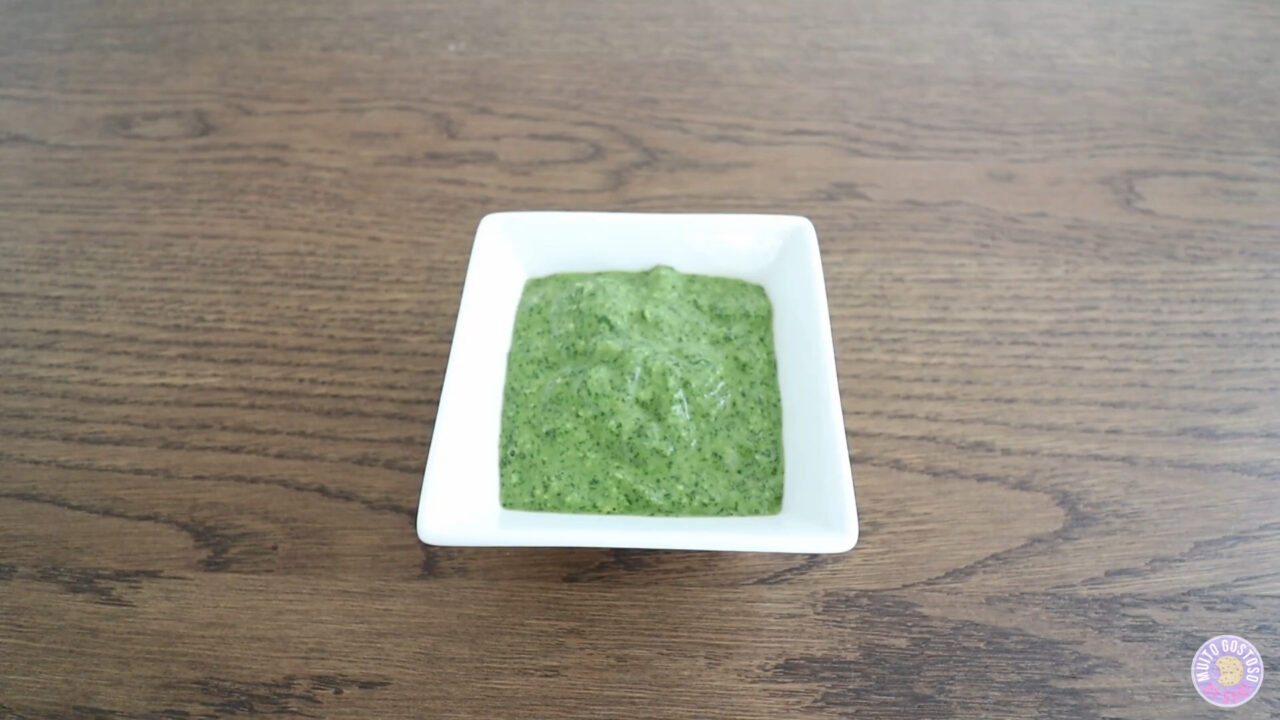 Molho Pesto Frescor, Sabor Marcante e Tradição em Cada Colher