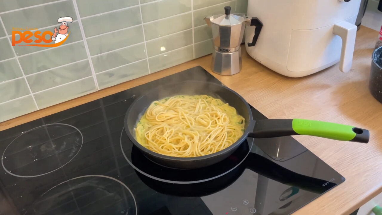 Macarrão com Alho e Óleo Receita Simples que Lembra Casa de Mãe