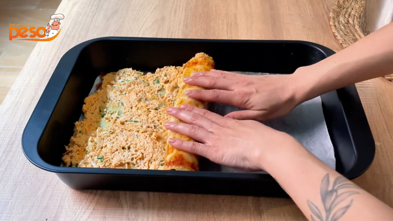 Rocambole de Frango Desfiado sem Massa Receita Conforto que Transforma Almoço em Lembrança