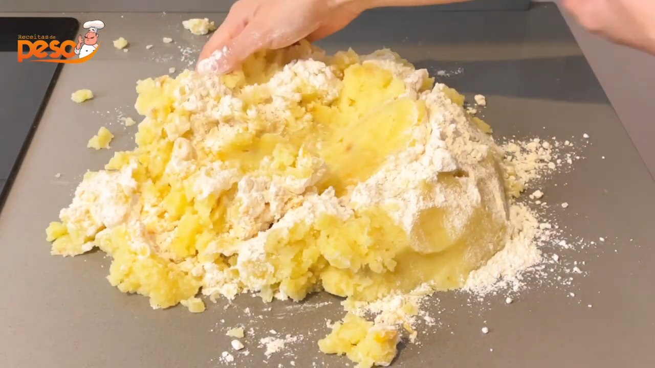 Nhoque de Batata com Molho Assado Receita de Domingo para Compartilhar e Guardar na Memória