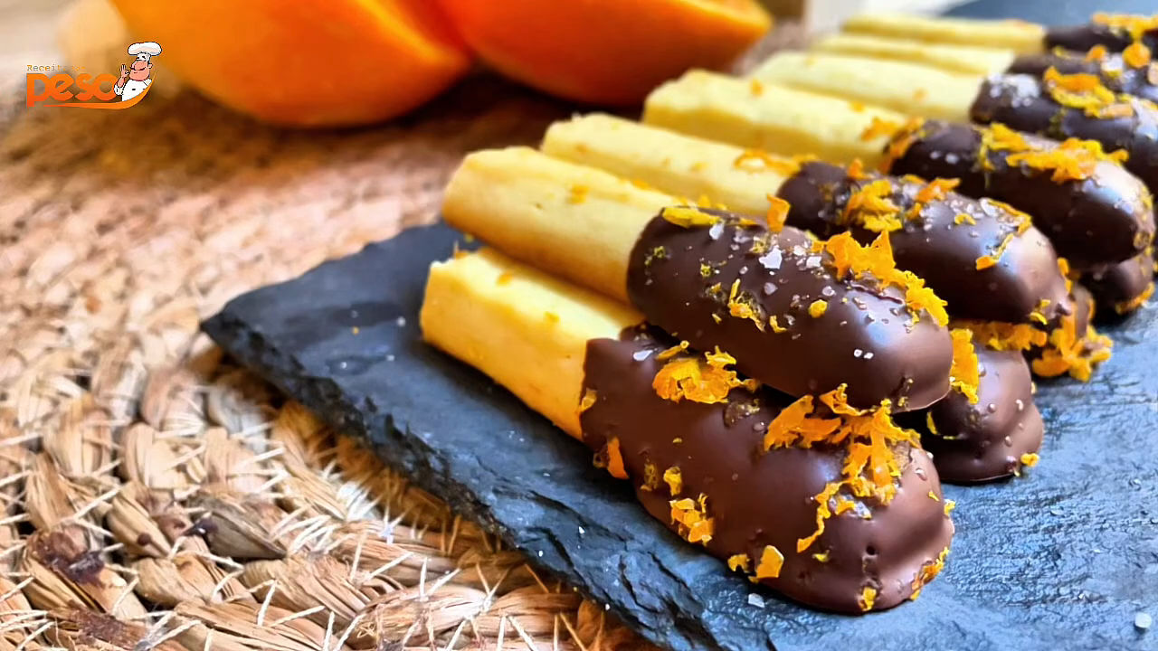 Palitos de Cookies de Laranja sabor cítrico e crocância para o seu café