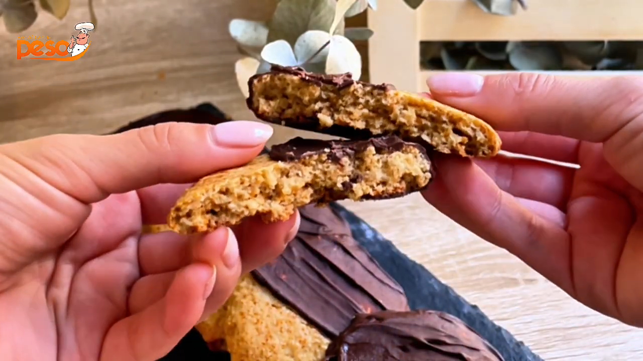 Cookie sem Glúten e sem Açúcar para um lanche saudável e cheio de sabor