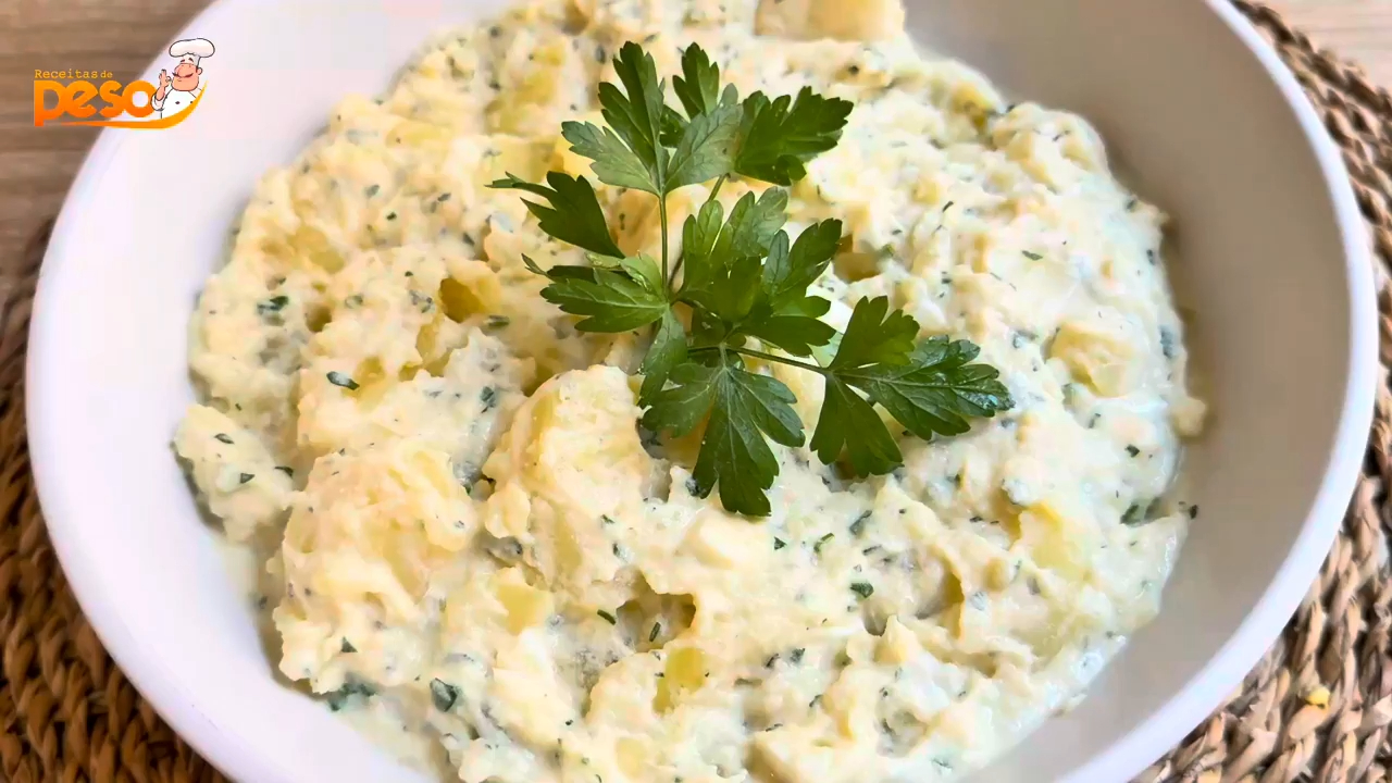 Maionese de Batata Cremosa com Iogurte Receita Saudável e Cheia de Afeto