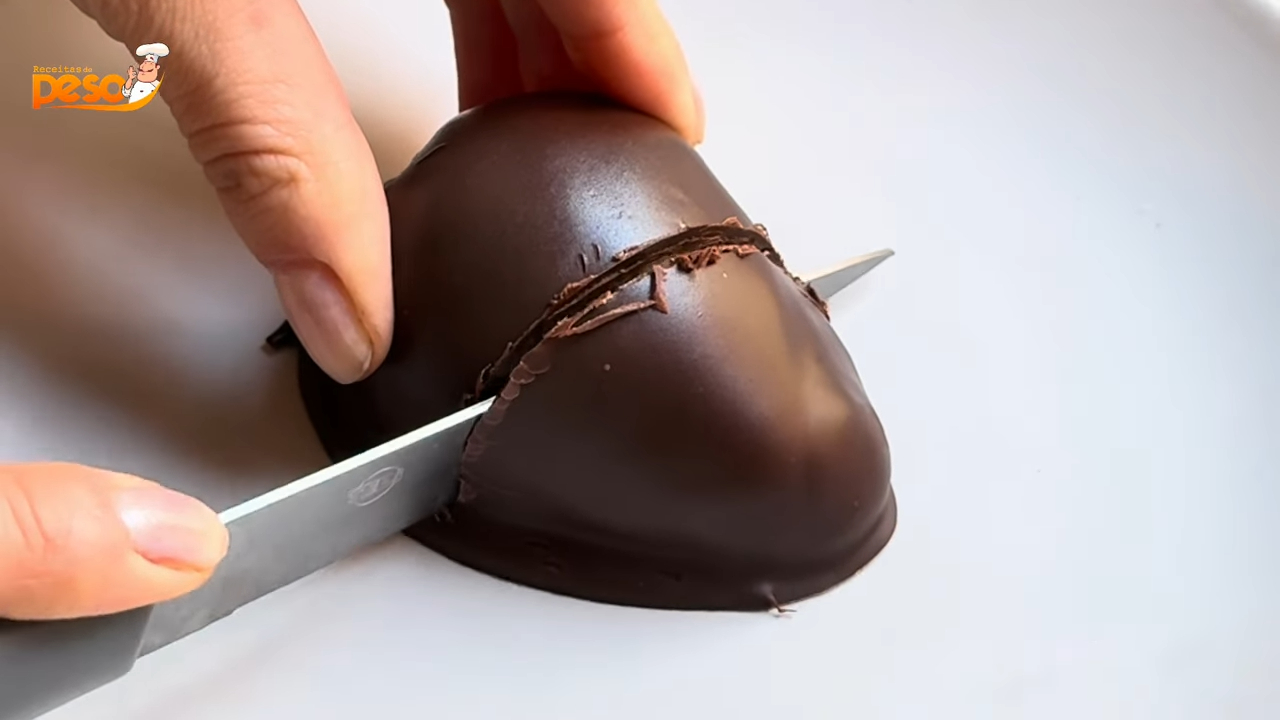 Bombom de Morango com Brigadeiro Receita Clássica e Afetiva para Encantar em Qualquer Ocasião