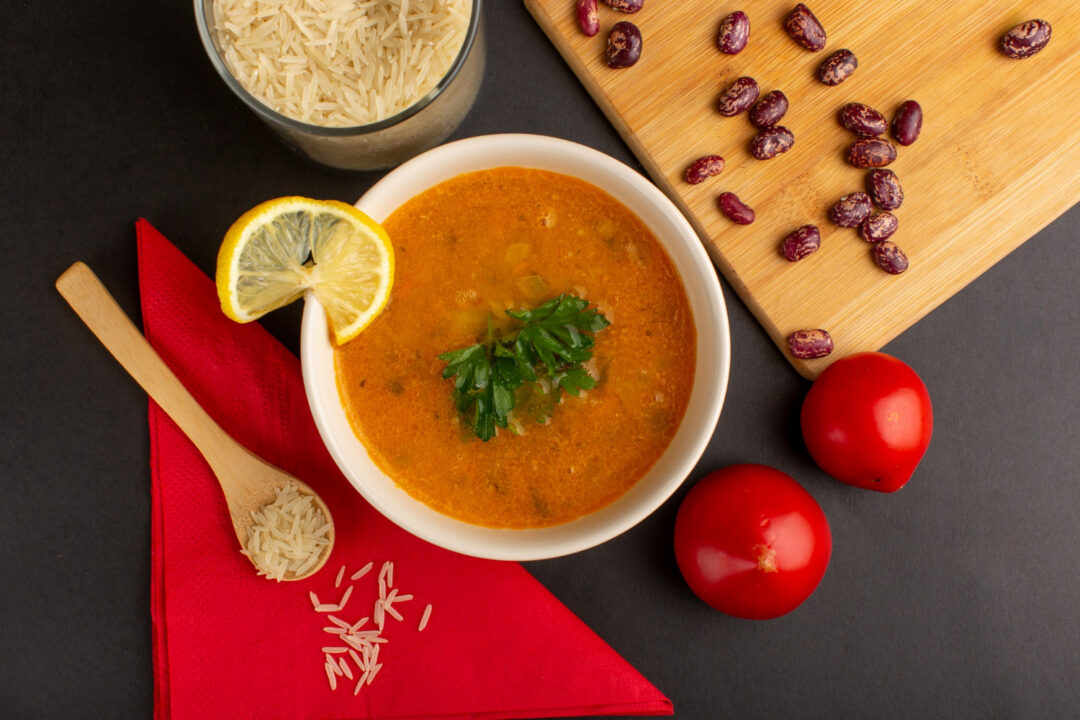 Sopa de Feijão no Liquidificador que Lembra o Cheiro de Janta de Inverno na Casa da Mãe