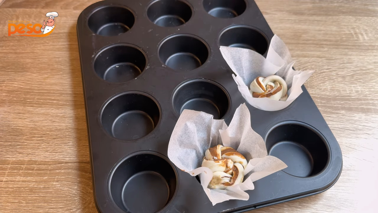 Pãozinho Trançado com Creme de Queijo, Doce de Leite e Canela Receita Fácil e Deliciosa