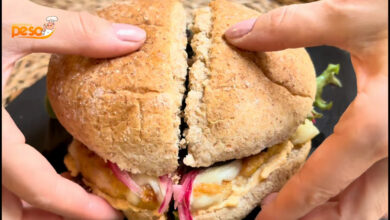 Hambúrguer de Frango Saudável com Conserva de Cebola e Molho Nutritivo