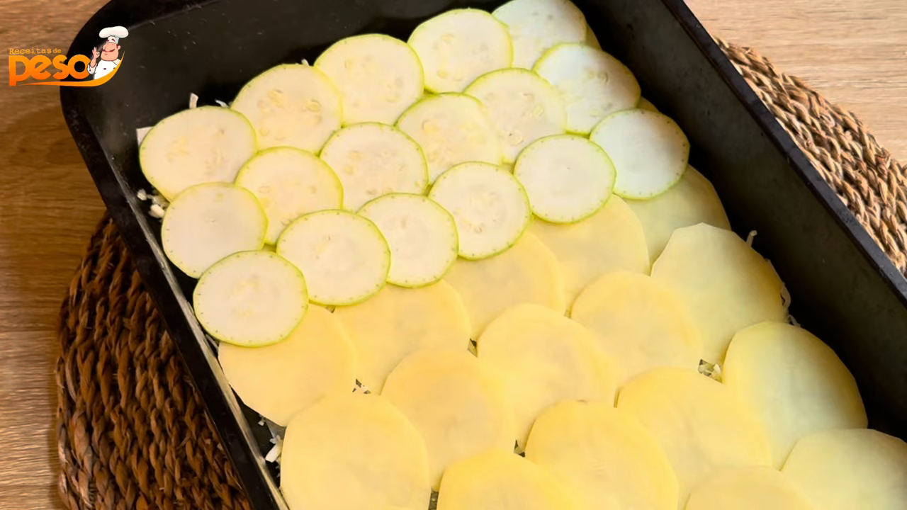 Rocambole de Batata com Abobrinha Receita Diferente e Saborosa