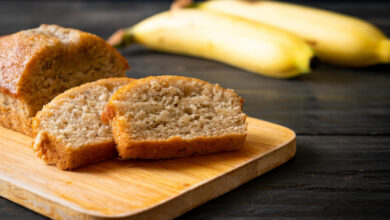 Bolo de Banana com Aveia 3 Ingredientes Receita Simples Para Café da Tarde Saudável