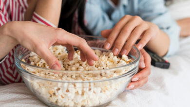 Como Fazer Pipoca Sabor de Diversão, Simplicidade e Memória de Cinema em Casa