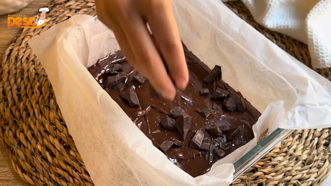 Brownie com Casquinha Crocante e Interior Macio