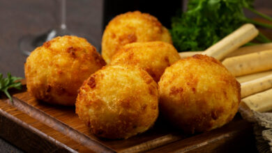 Bolinho de carne seca com batata igual ao da vovó nos encontros de família