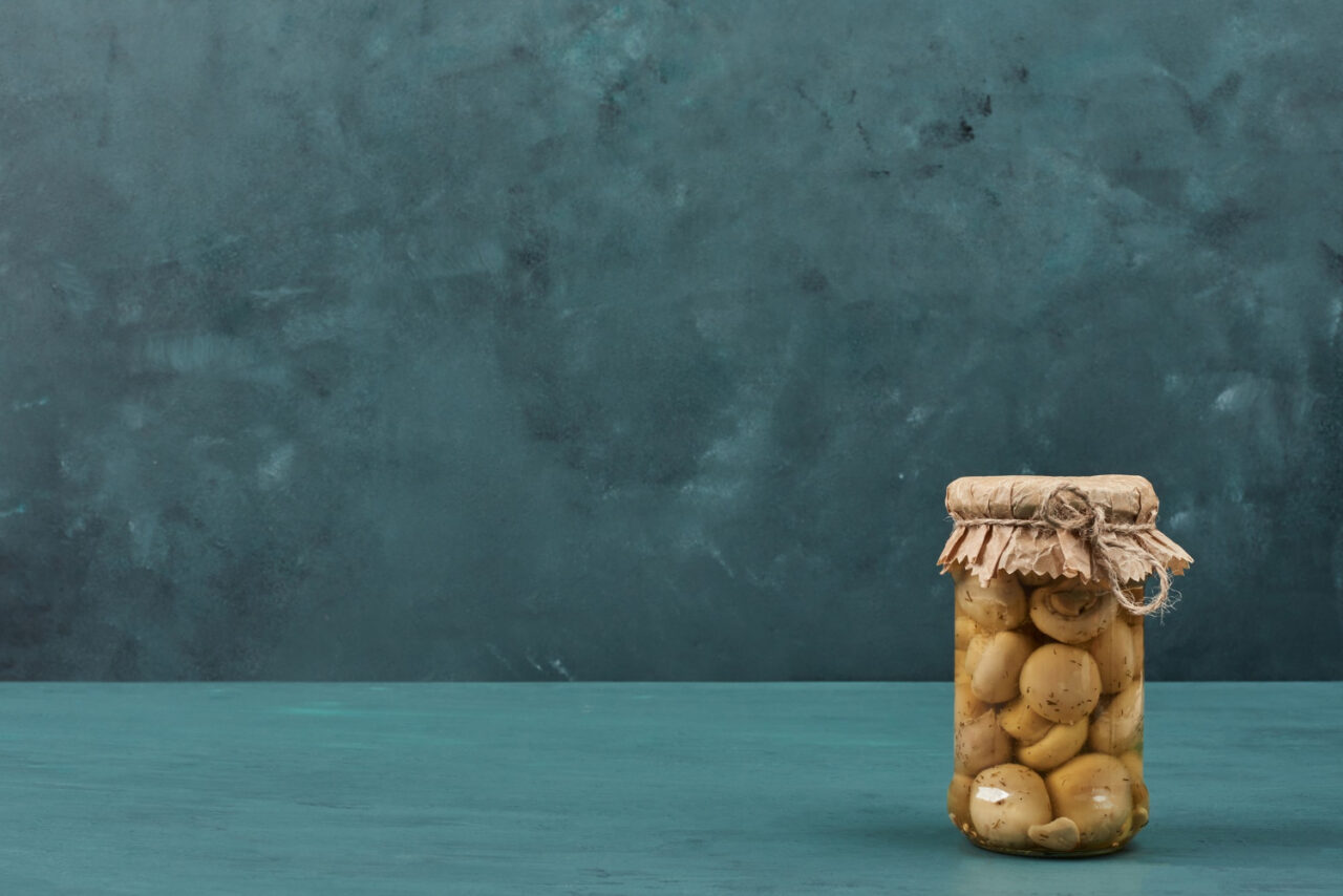 Batata em conserva simples, saborosa e com gostinho de boteco em casa
