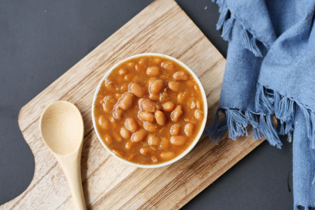 Como fazer feijão sem panela de pressão com sabor de comida da vovó