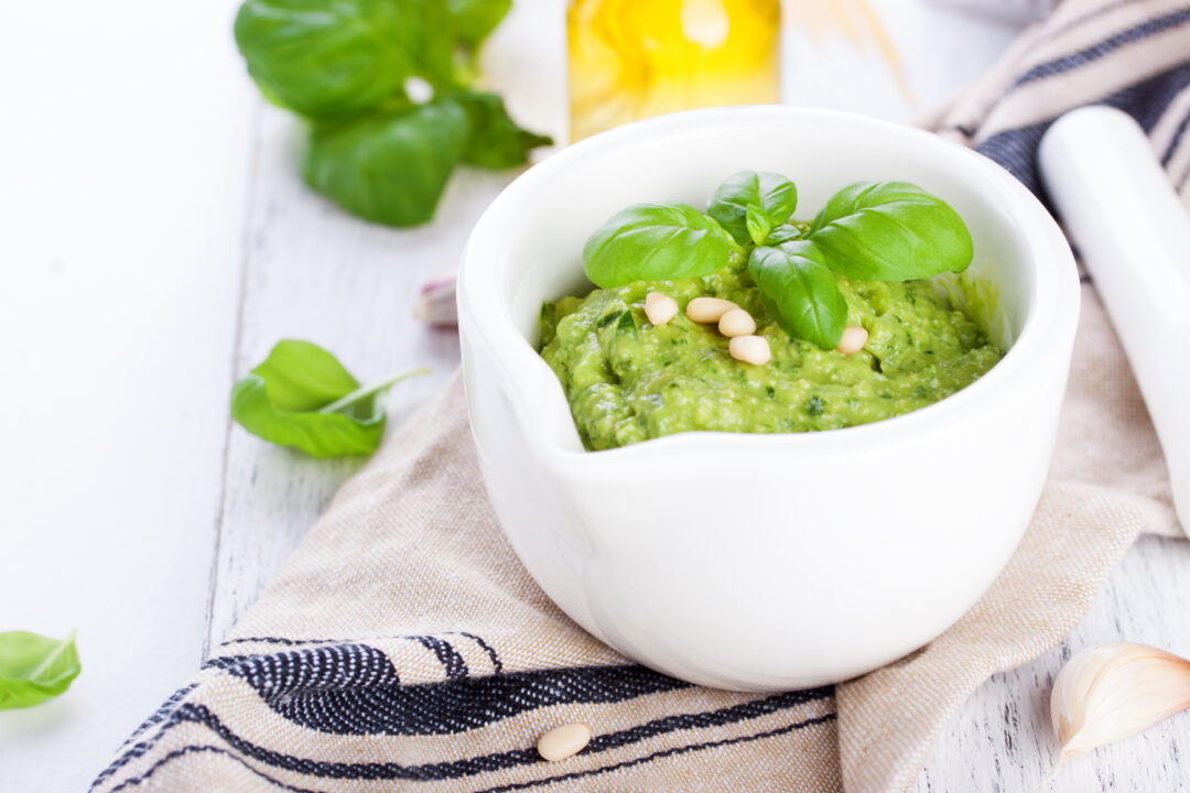Molho Pesto Tradicional com Manjericão e Parmesão Igual ao das Cantinas Italianas