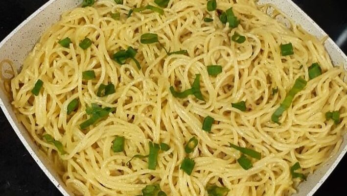 Macarrão no Alho e Óleo de maneira muito fácil e gostosa vem fazer
